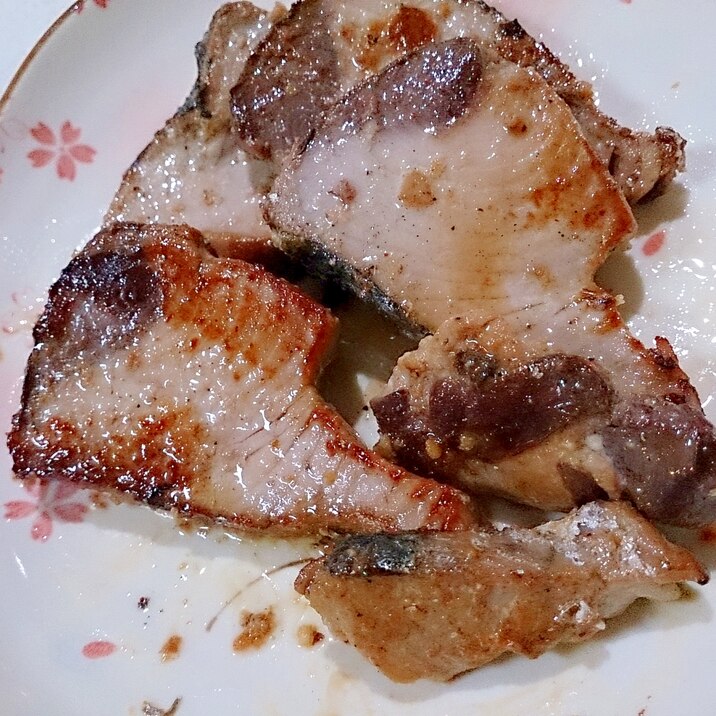 かつおのたたきでにんにく醤油ステーキ レシピ 作り方 By Hideok8 楽天レシピ かつおのたたきでにんにく醤油ステーキ レシピ 作り方 By Hideok8 楽天レシピ